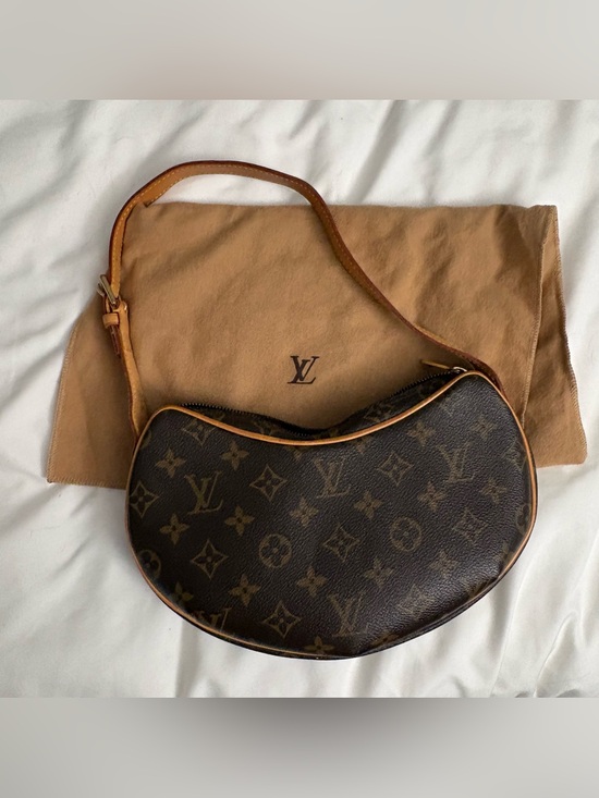 Louis Vuitton Handbags - Authentic Louis Vuitton Croissant Bag PM